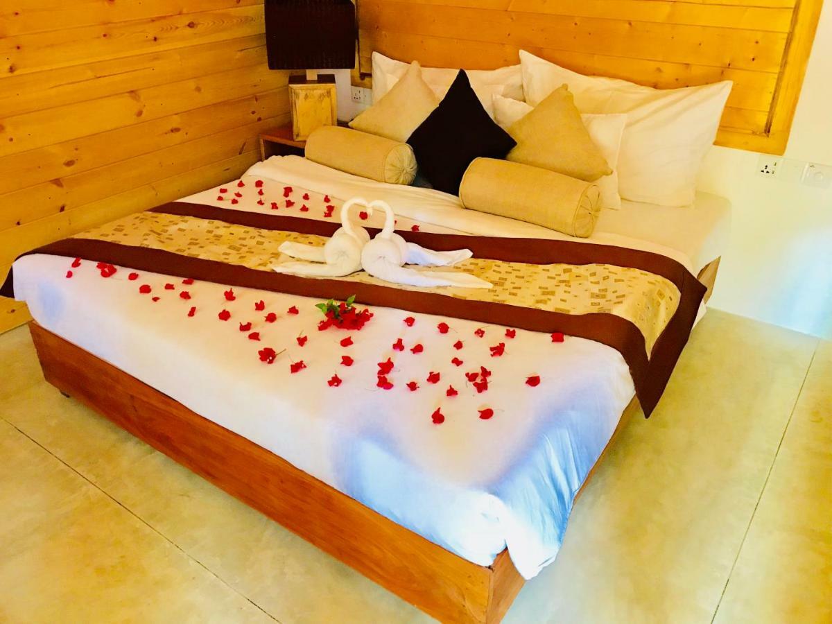 Trinco Relax Hut Hotell Trincomalee Eksteriør bilde