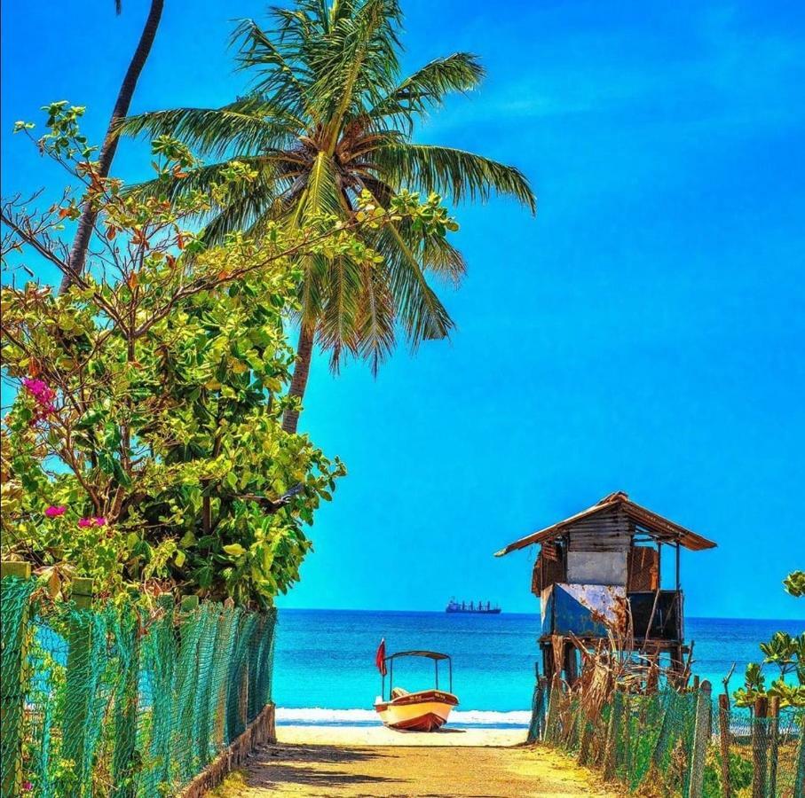 Trinco Relax Hut Hotell Trincomalee Eksteriør bilde