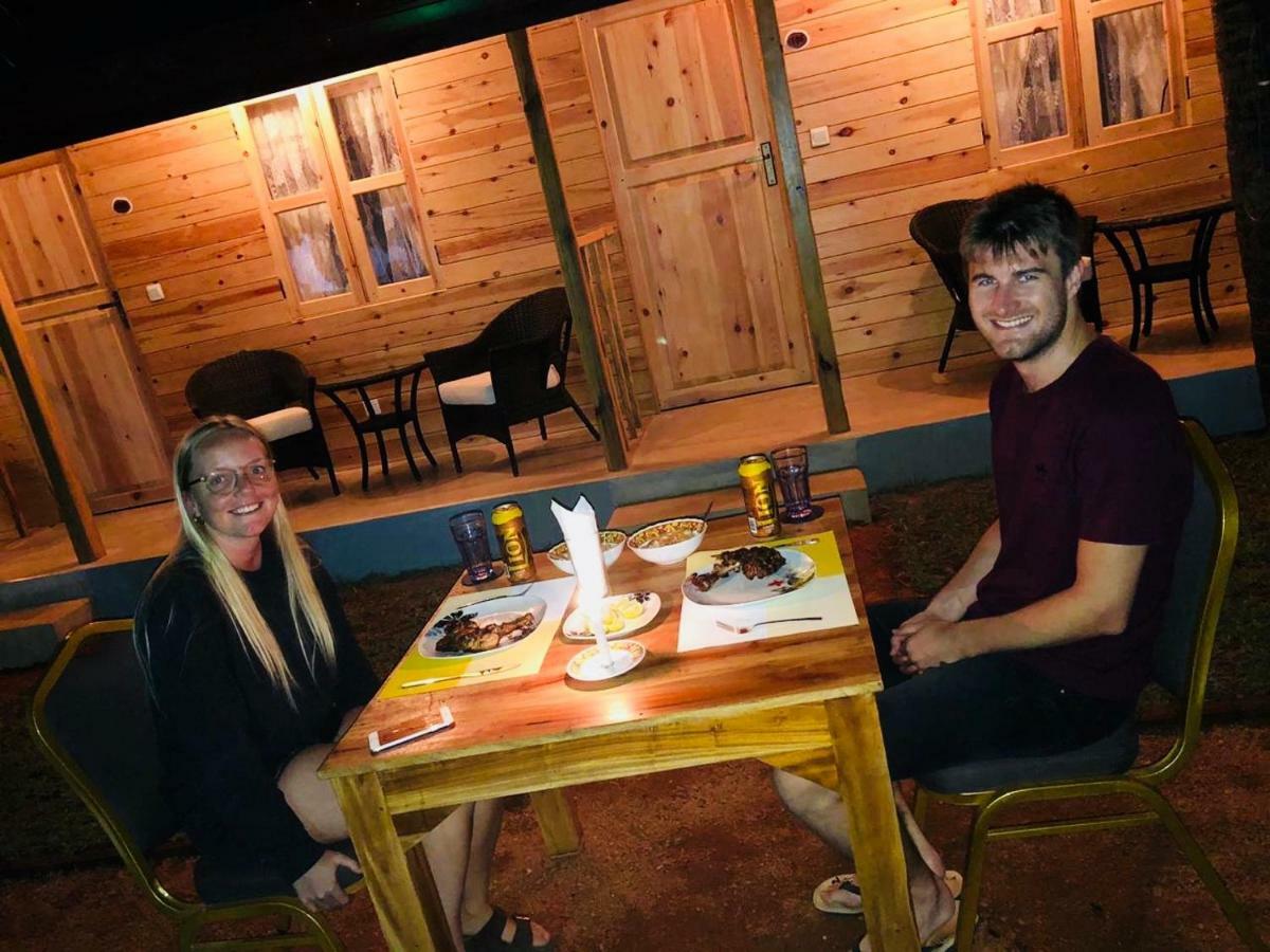 Trinco Relax Hut Hotell Trincomalee Eksteriør bilde