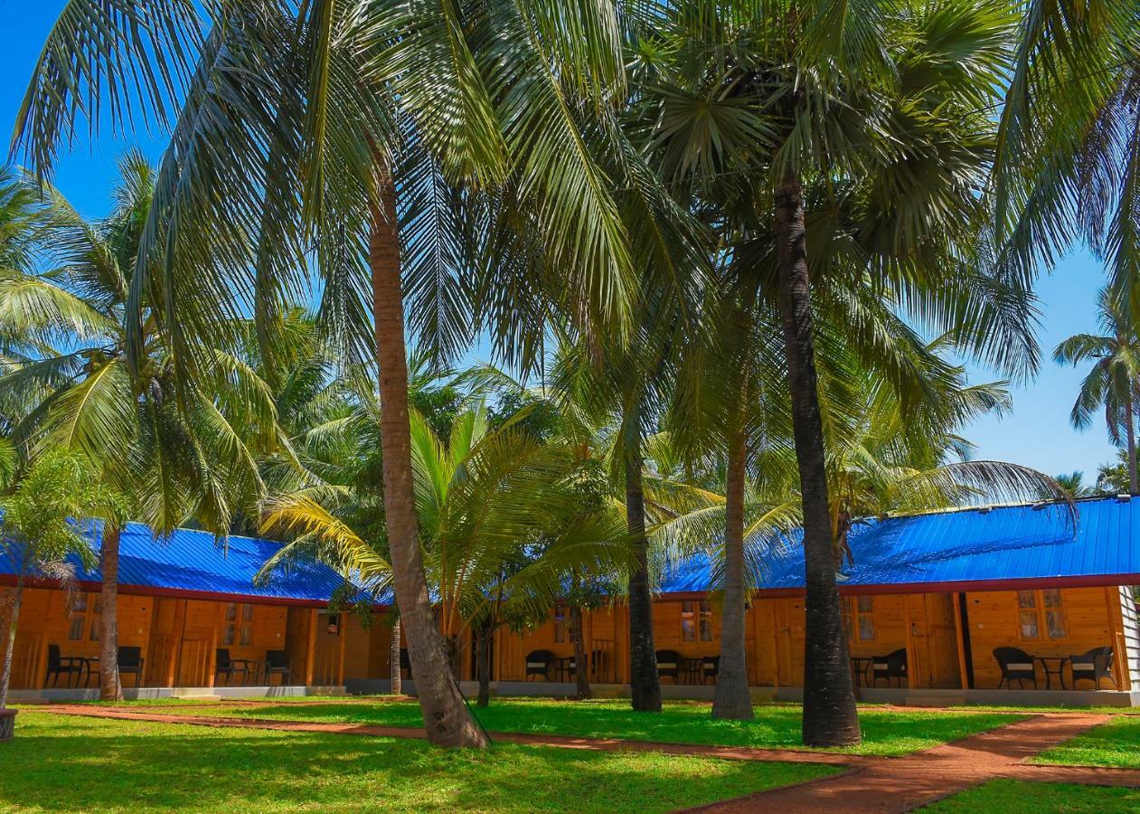 Trinco Relax Hut Hotell Trincomalee Eksteriør bilde