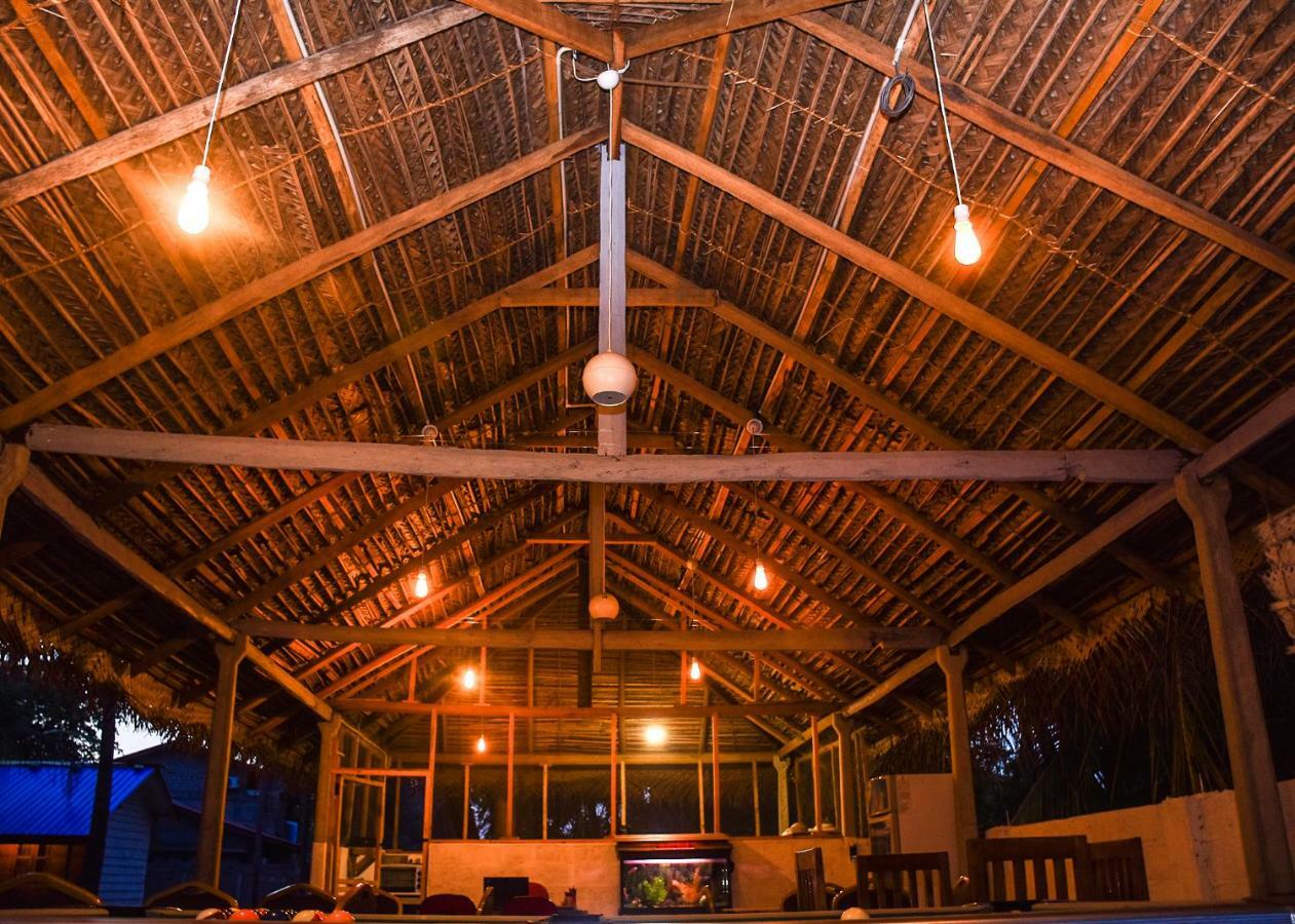Trinco Relax Hut Hotell Trincomalee Eksteriør bilde