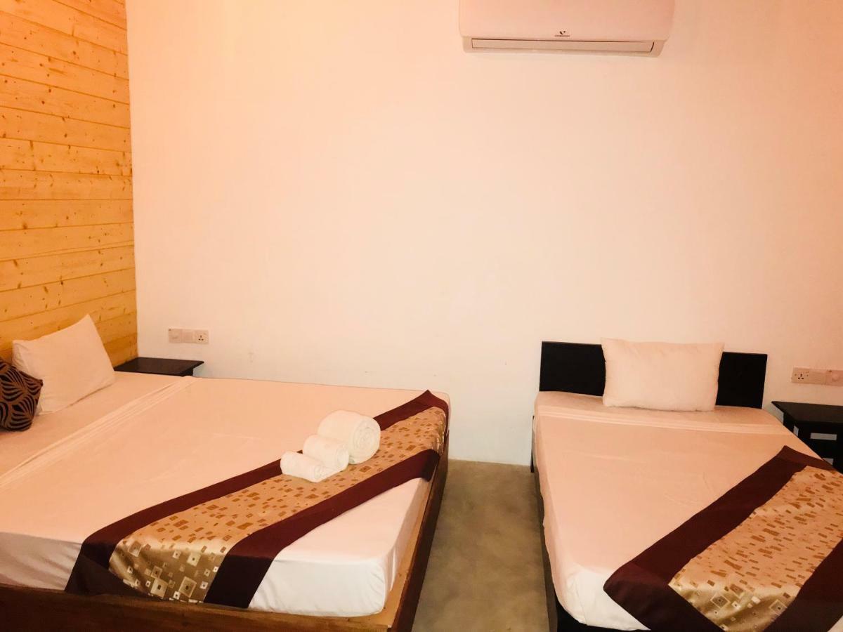 Trinco Relax Hut Hotell Trincomalee Eksteriør bilde
