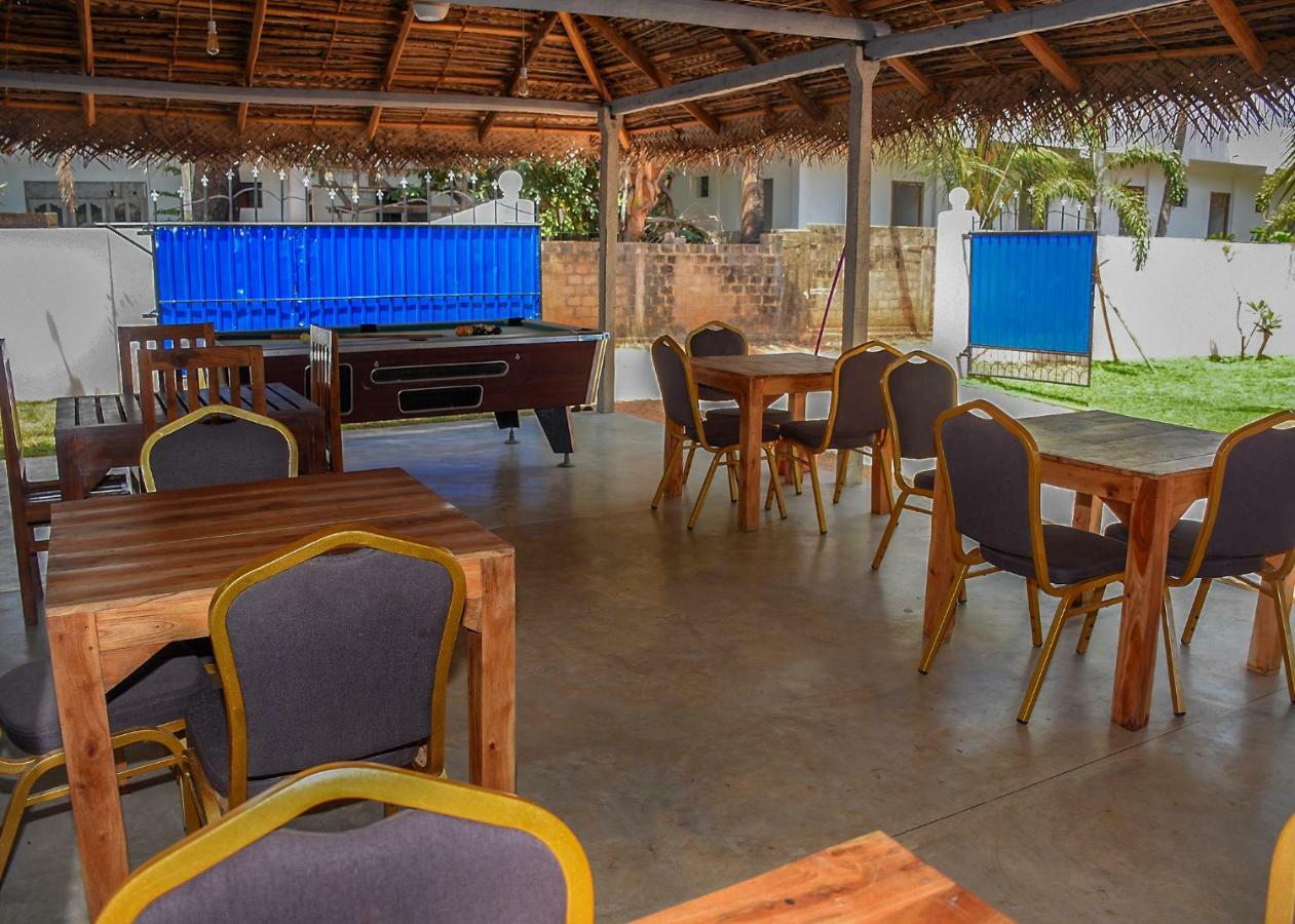 Trinco Relax Hut Hotell Trincomalee Eksteriør bilde